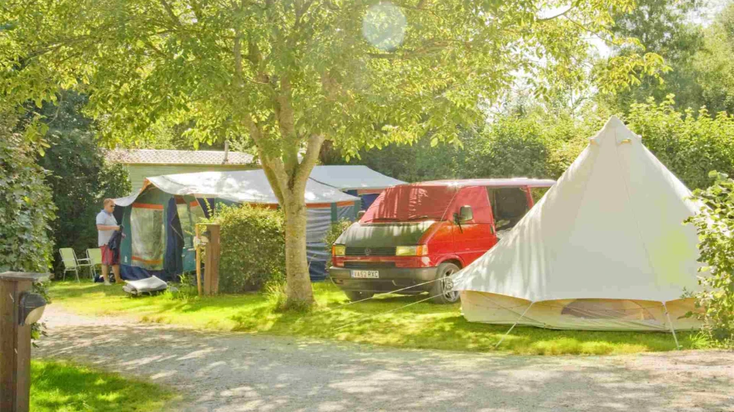 CAMPING LA VALLEE DES VIGNES