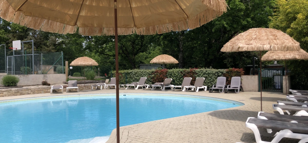 VILLAGES VACANCES CHÂTEAU DE TERMES