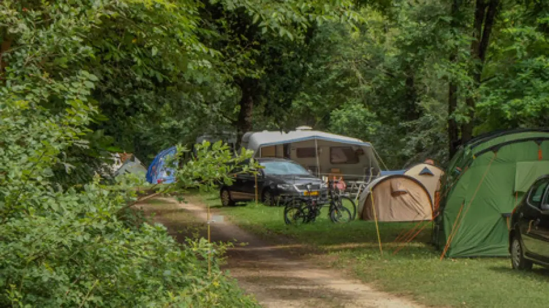 VILLAGE CAMPING LES VIGNES