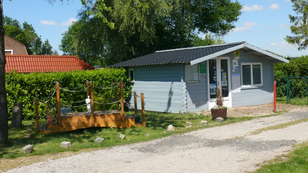 CAMPING DE LA BECQUERELLE